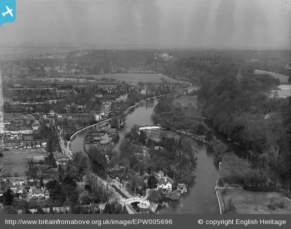 An aerial view of Boulter's Lock and Ray Mill Island